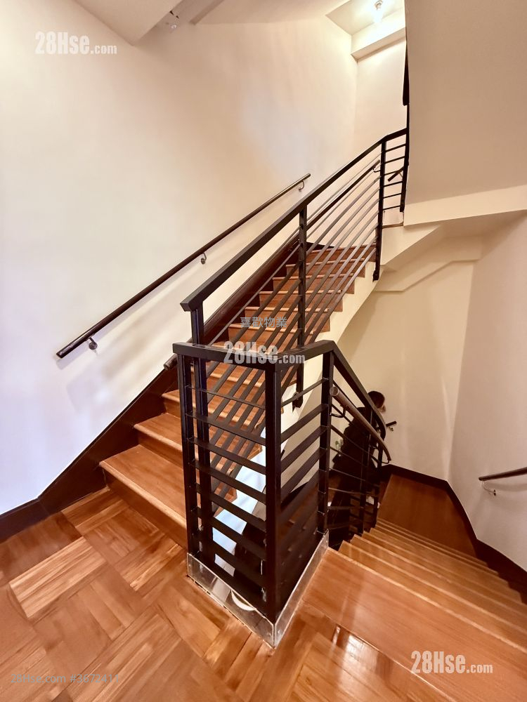 南湾道12A号 租盘 4 房 , 4 浴室 2,882 平方尺