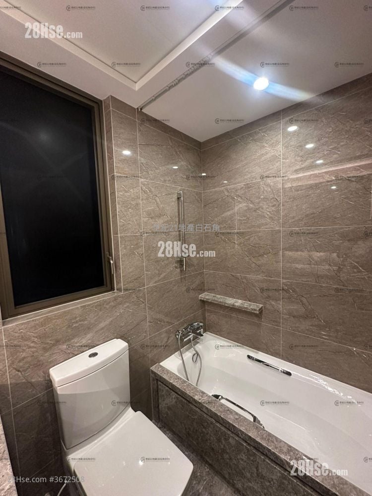 Centra Horizon Sell 3 Bedrooms , 2 Bathrooms 1,021 ft²