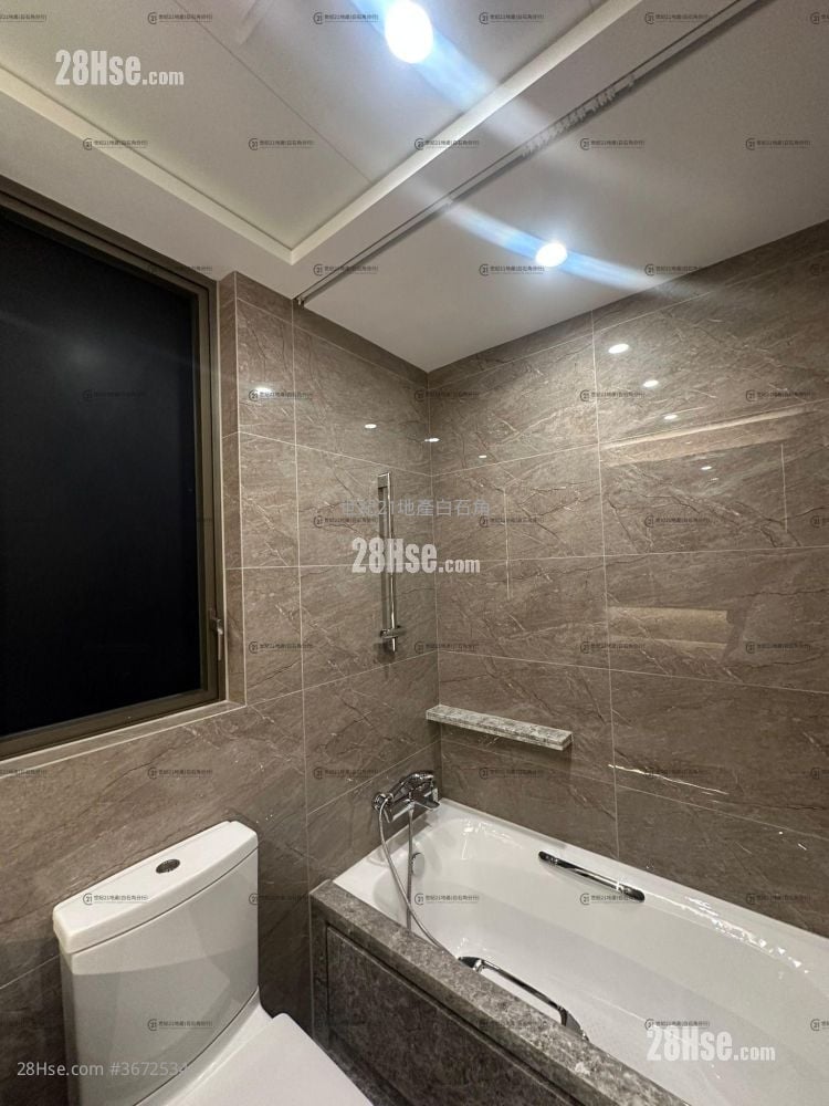 Centra Horizon Sell 3 Bedrooms , 2 Bathrooms 1,032 ft²