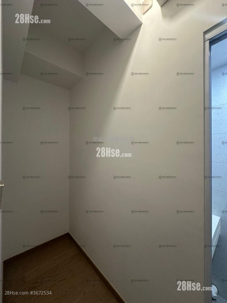 Centra Horizon Sell 3 Bedrooms , 2 Bathrooms 1,032 ft²