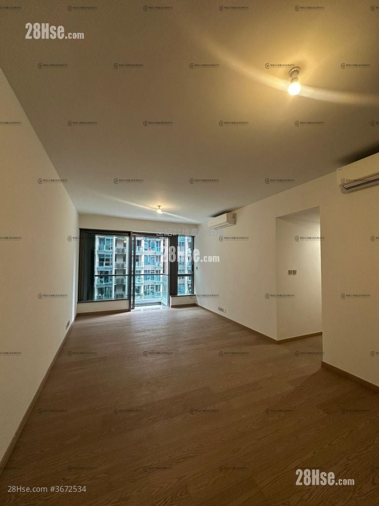 Centra Horizon Sell 3 Bedrooms , 2 Bathrooms 1,032 ft²