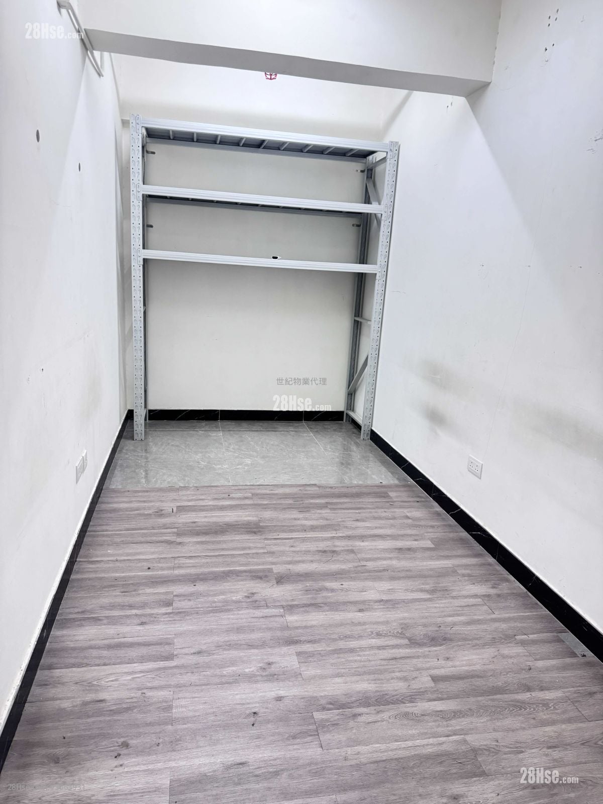 Superluck Industrial Centre Rental