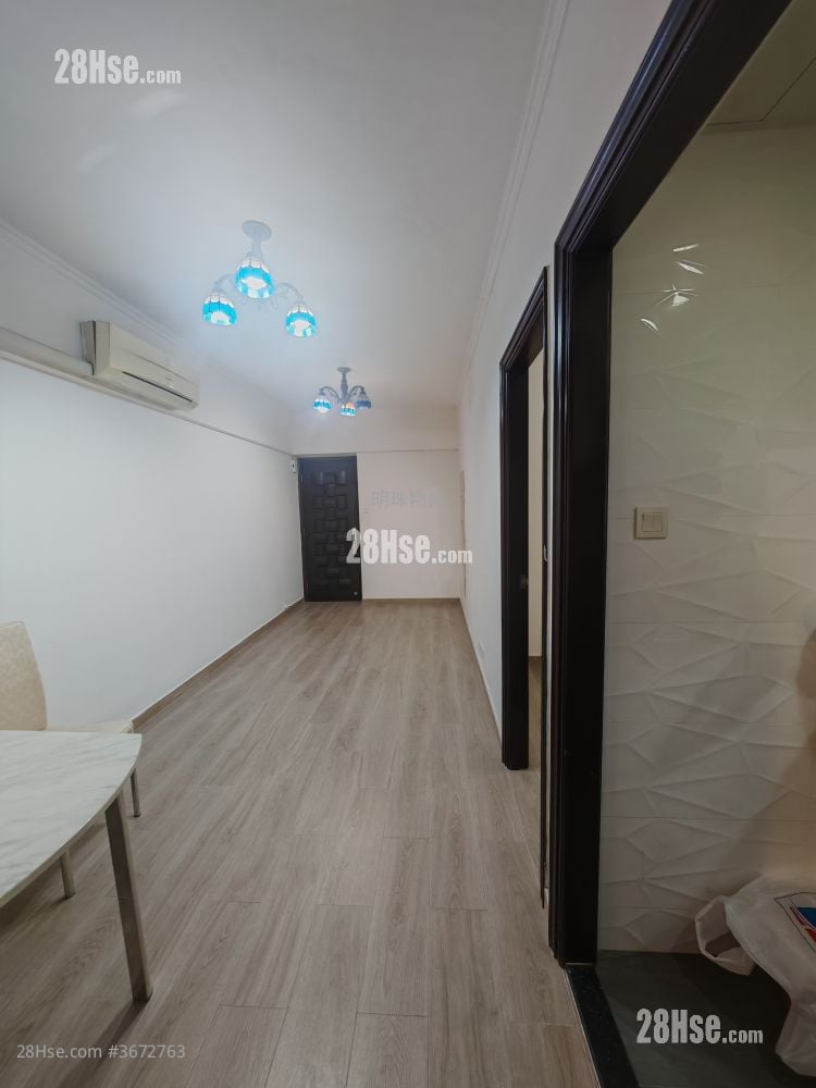 Tonnochy Towers Sell 2 Bedrooms , 1 Bathroom 367 ft²