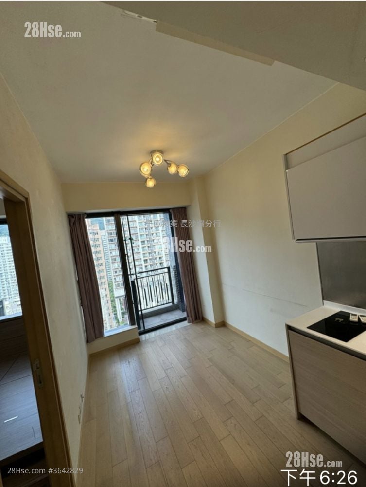 喜遇 售盘 1 房 , 1 浴室 287 平方尺