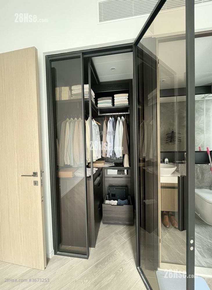 The Henley 租盤 1 房 , 1 浴室 367 平方呎