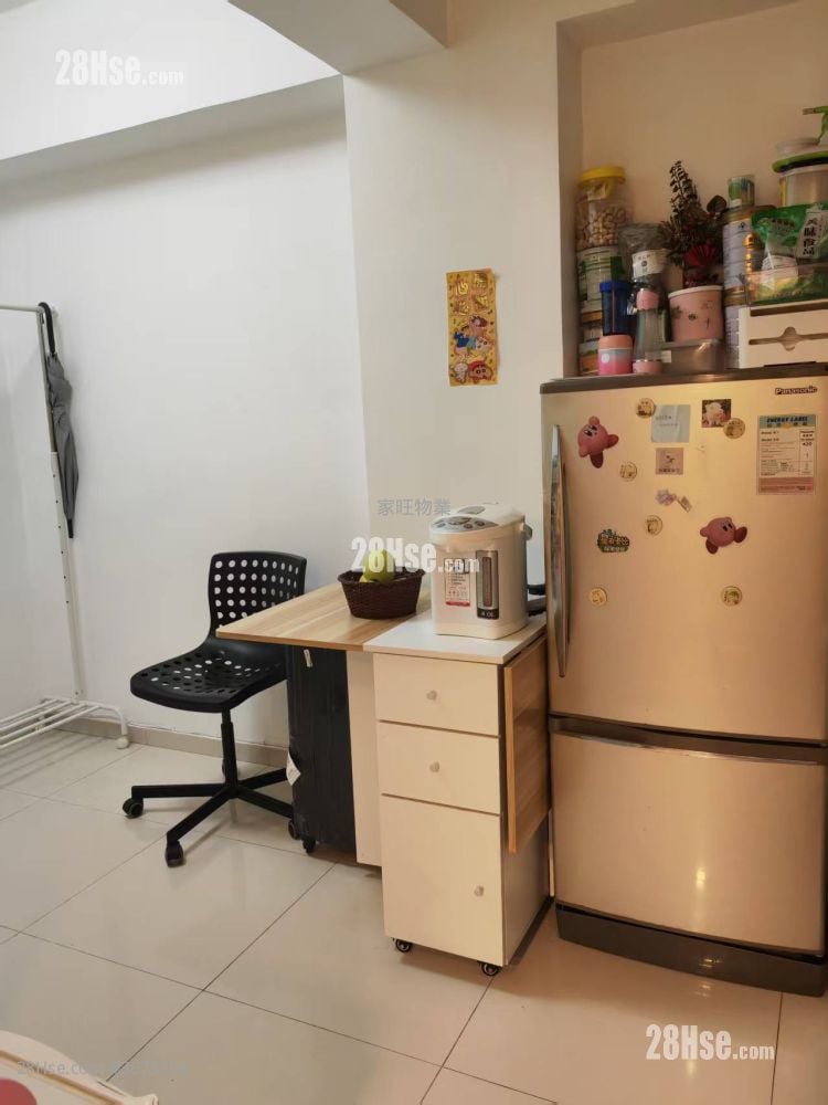 Po Hing Building Sell 2 Bedrooms , 1 Bathroom 265 ft²