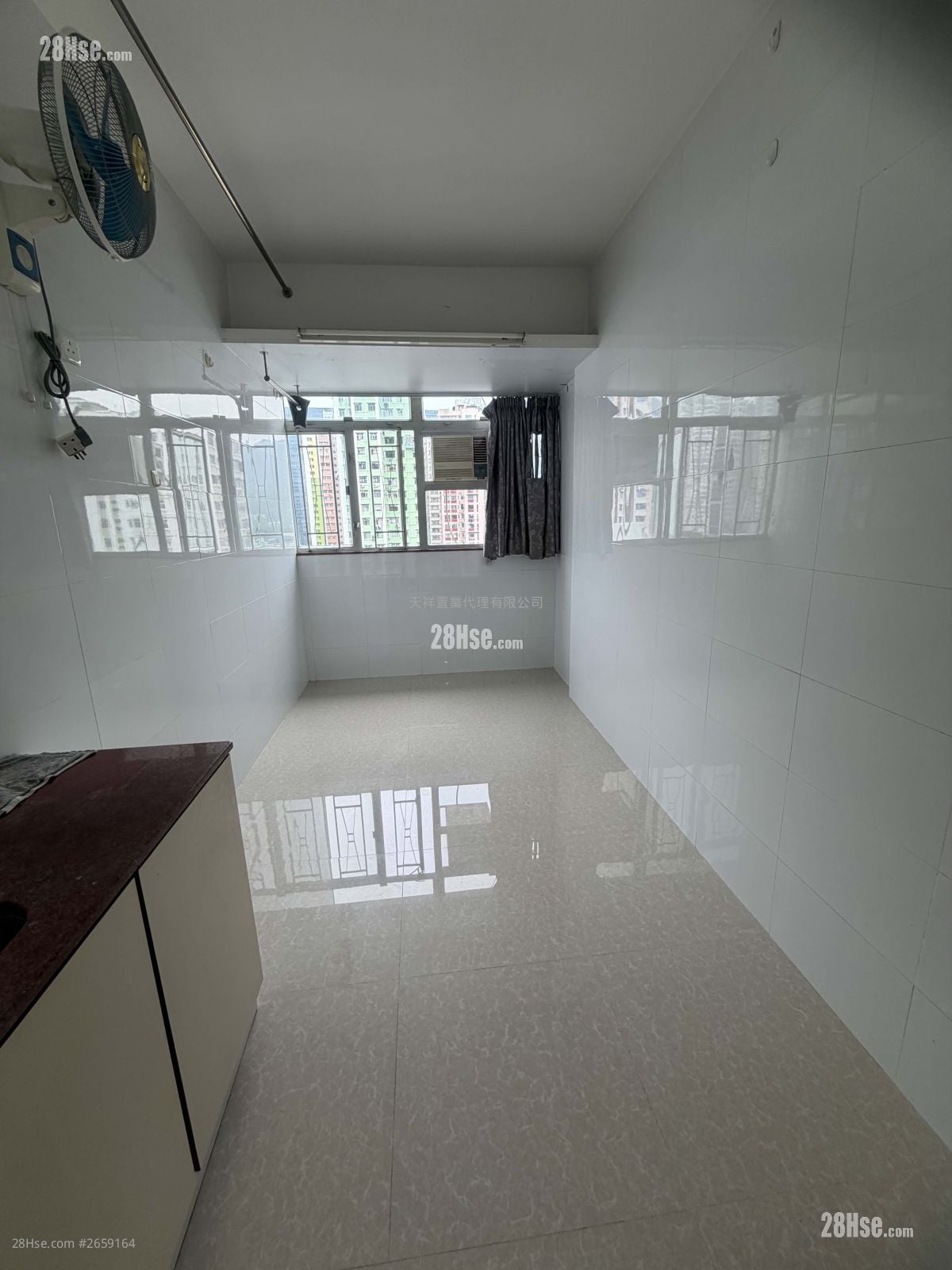 Tin Po Building Rental Studio , 1 Bathroom