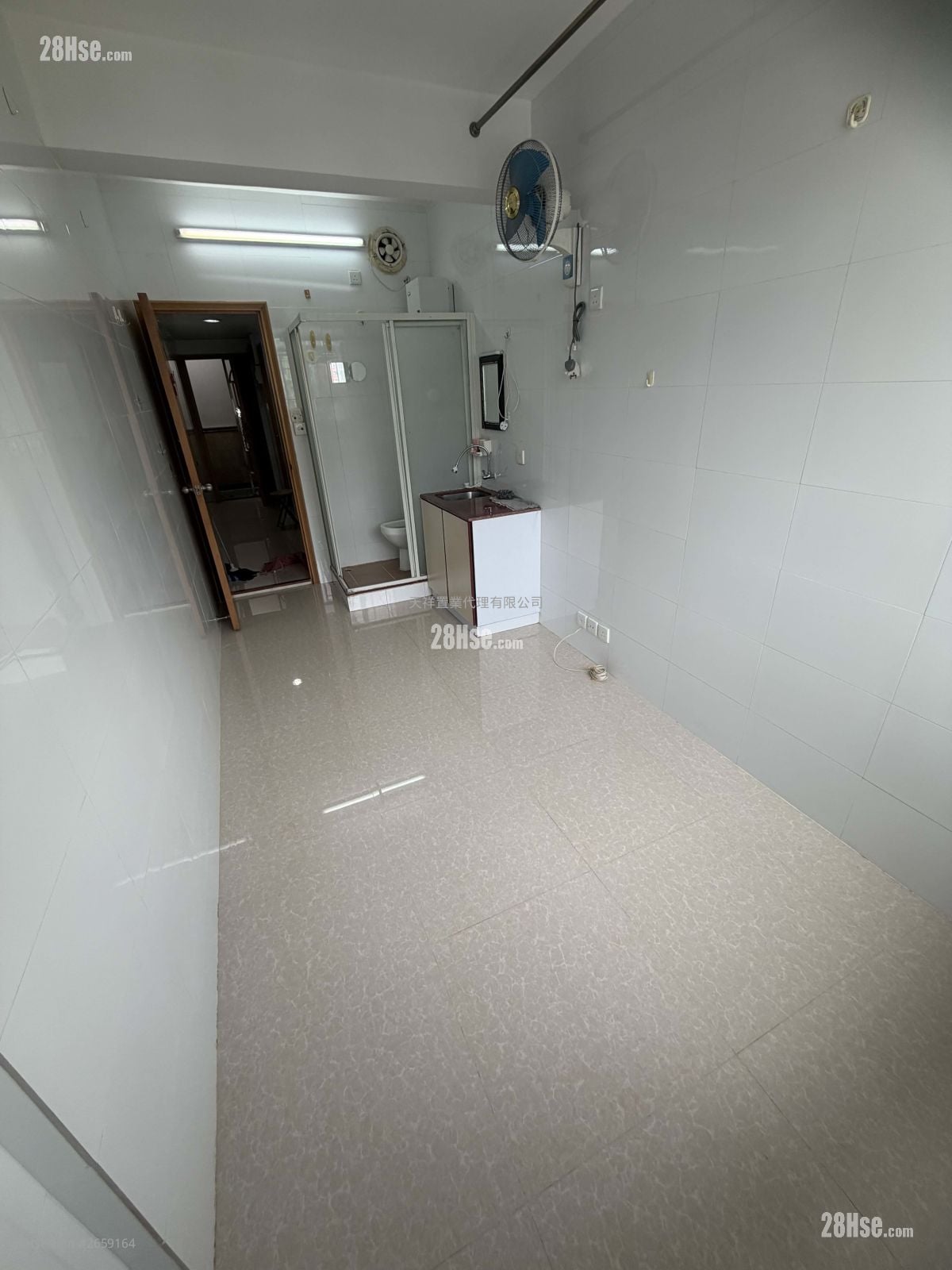 Tin Po Building Rental Studio , 1 Bathroom