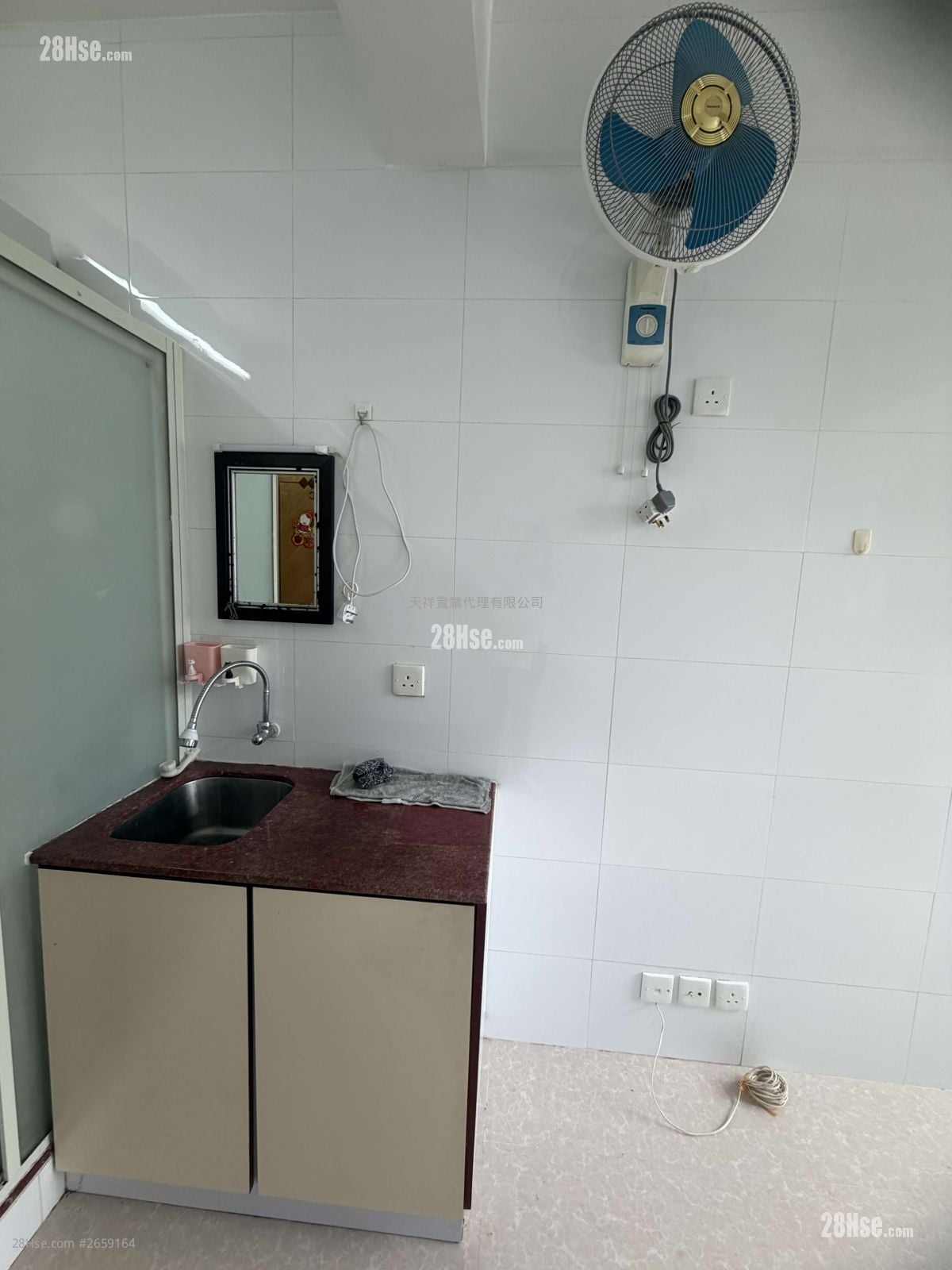 Tin Po Building Rental Studio , 1 Bathroom