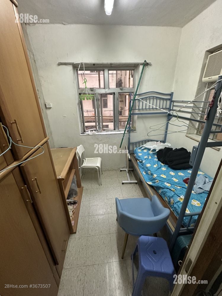 唐楼 售盘 2 房 , 1 浴室 464 平方尺