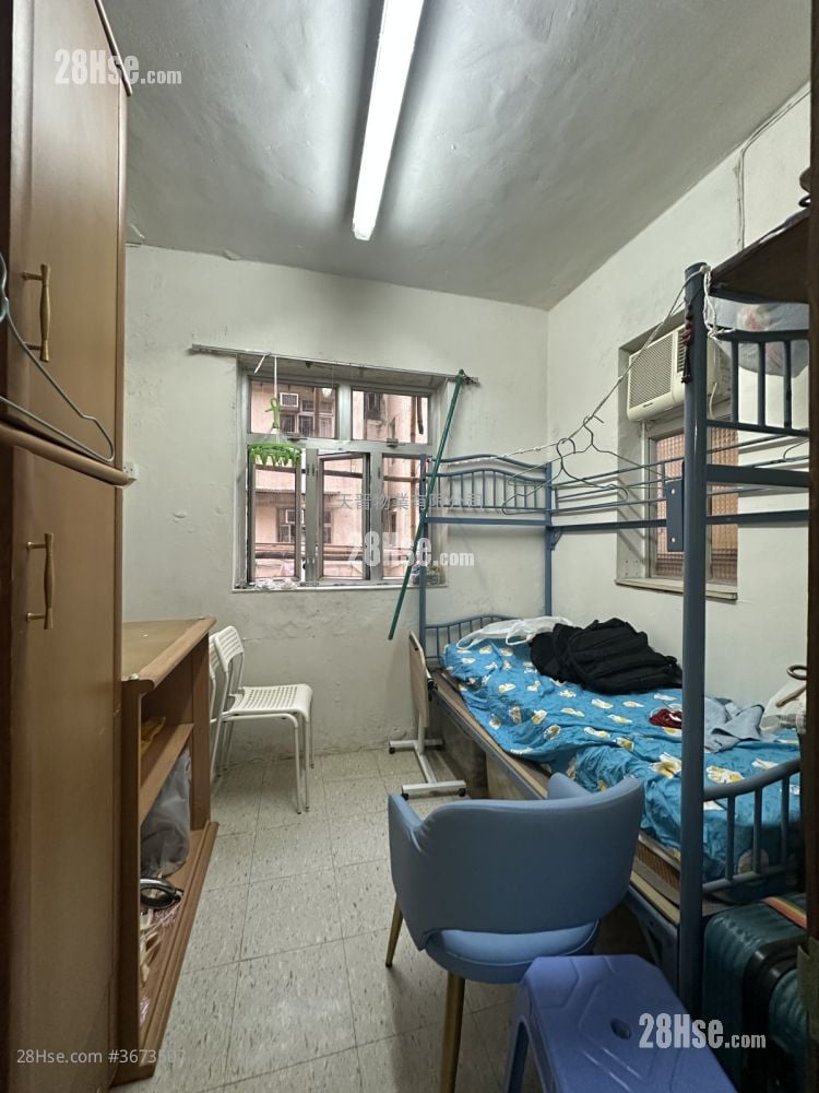 唐楼 售盘 2 房 , 1 浴室 464 平方尺