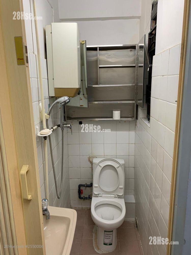 福安大廈 租盤 228 平方呎