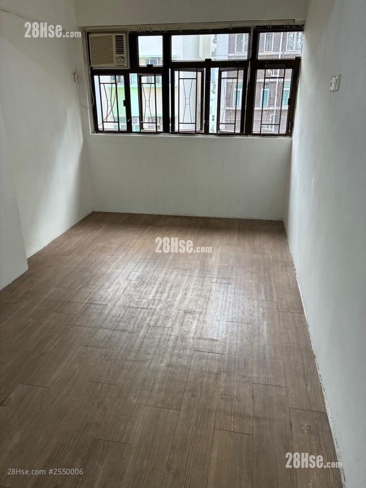 福安大廈 租盤 228 平方呎