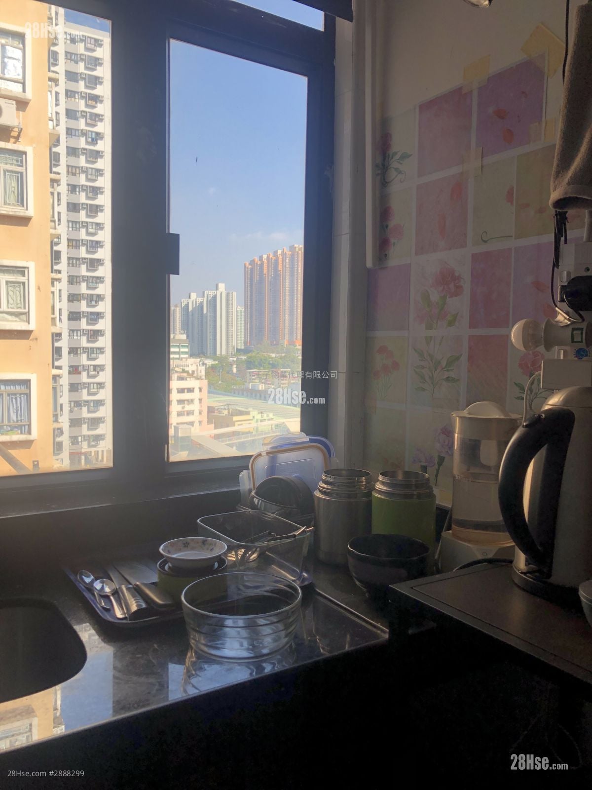 Golden Orchid Court Sell 2 Bedrooms , 1 Bathroom 310 ft²