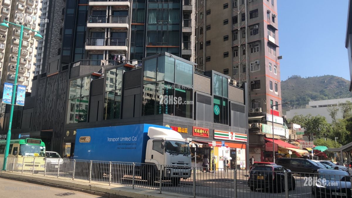 Golden Orchid Court Sell 2 Bedrooms , 1 Bathroom 310 ft²