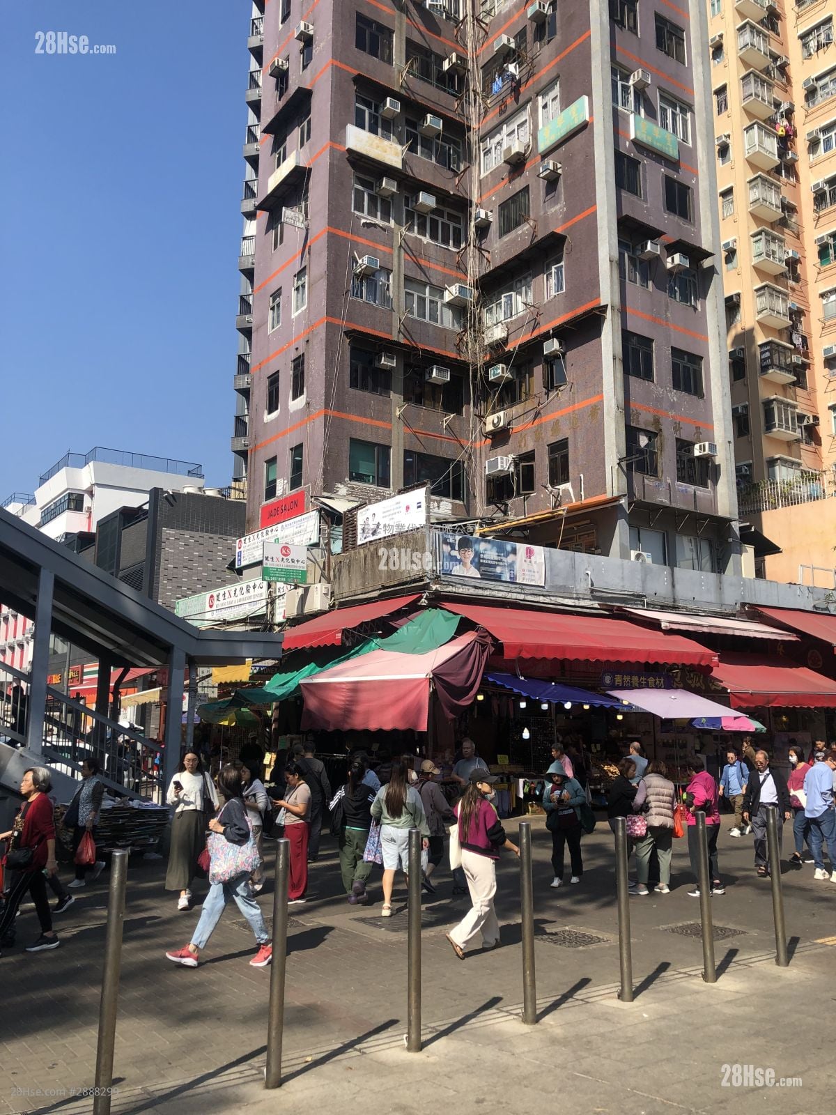 Golden Orchid Court Sell 2 Bedrooms , 1 Bathroom 310 ft²