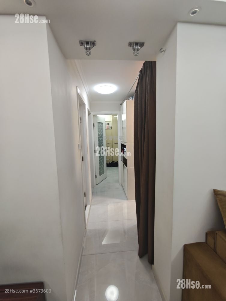 海信大厦 售盘 596 平方尺