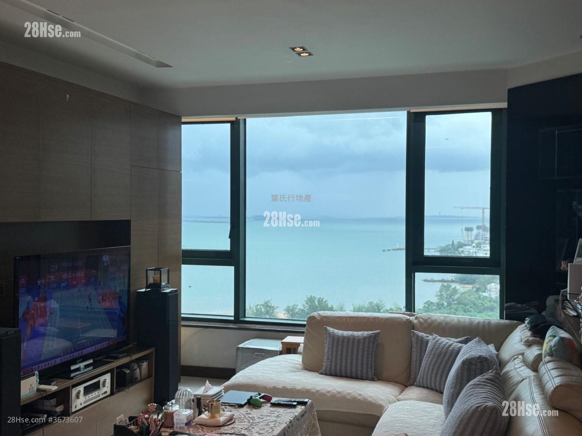 Palatial Coast Sell 3 Bedrooms , 2 Bathrooms 1,186 ft²