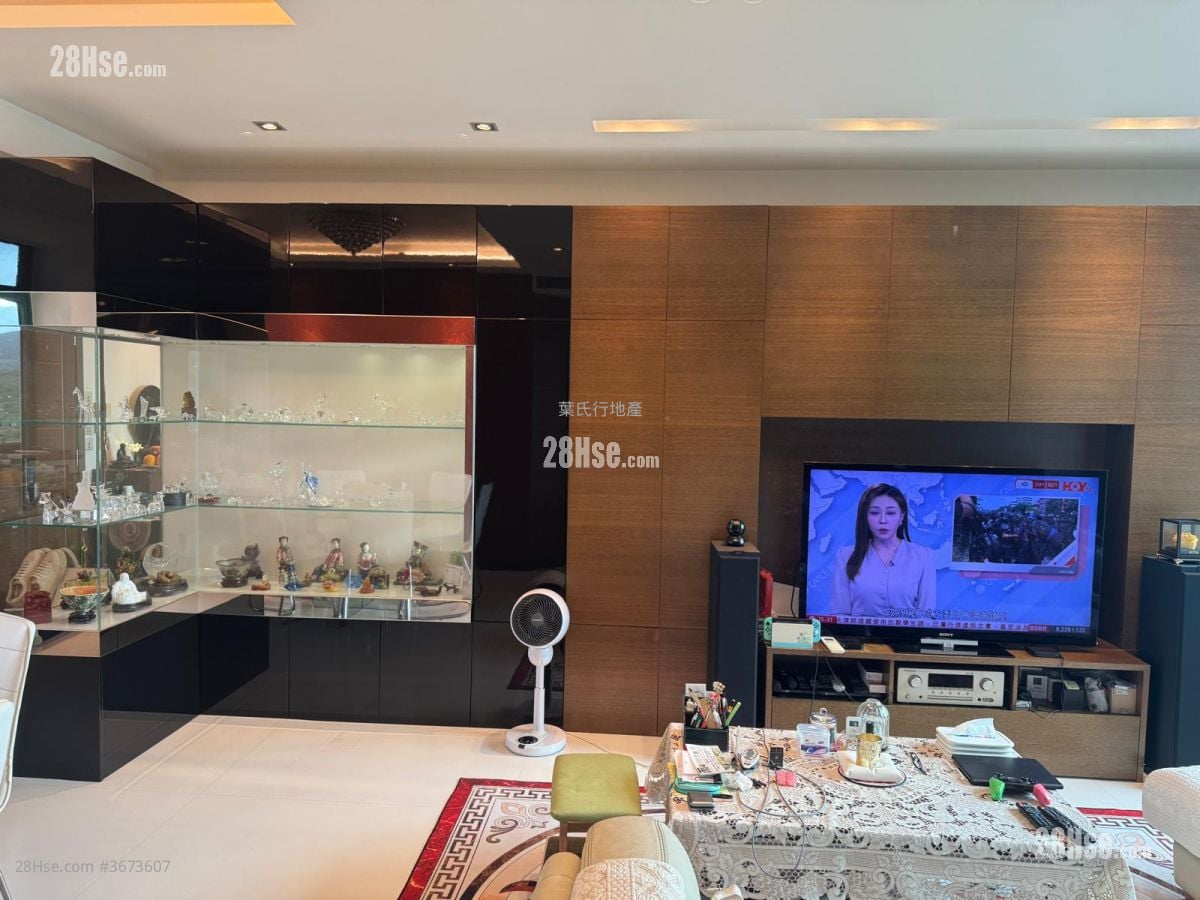 Palatial Coast Sell 3 Bedrooms , 2 Bathrooms 1,186 ft²