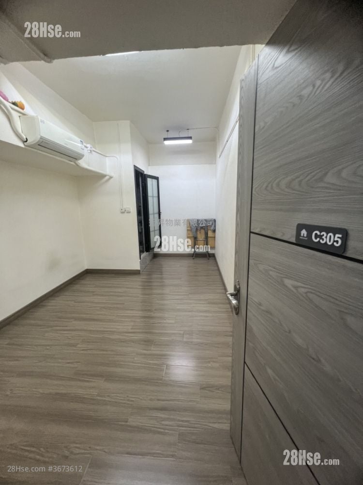 葵兴工业大厦 租盘 140 平方尺