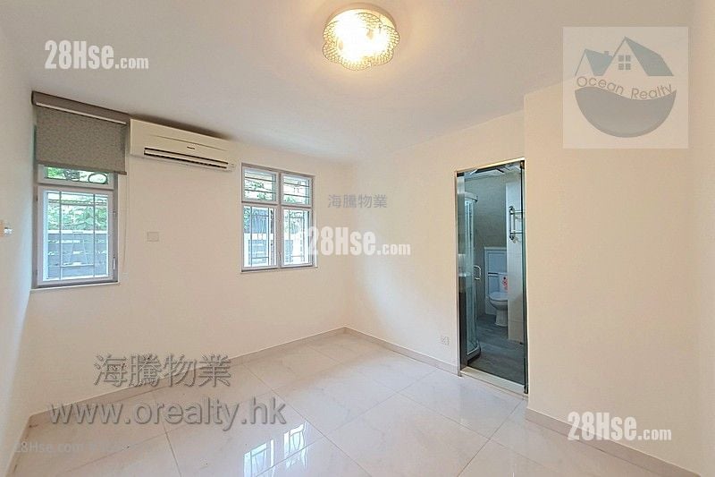 村屋 售盘 3 房 , 2 浴室 700 平方尺