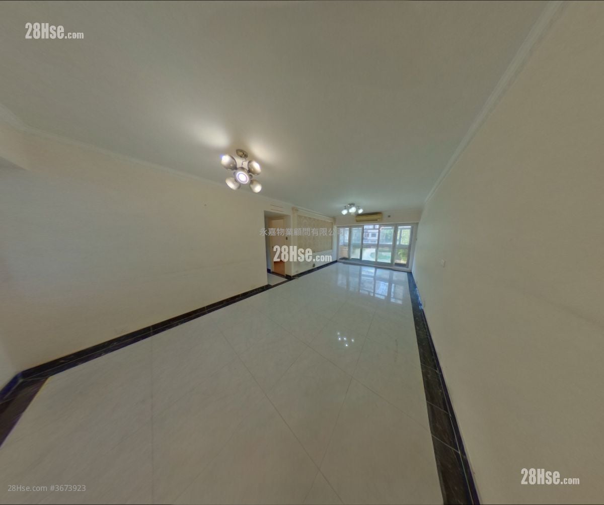 Cheerbond Court Sell 3 Bedrooms , 2 Bathrooms 920 ft²