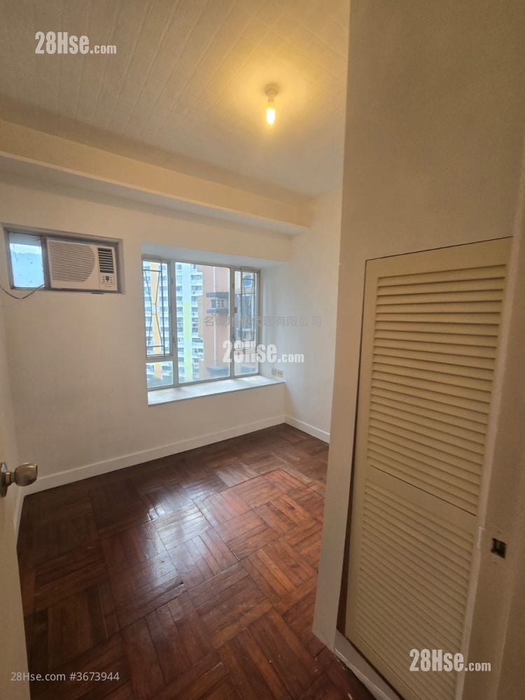 愉景花园 售盘 3 房 , 2 浴室 688 平方尺