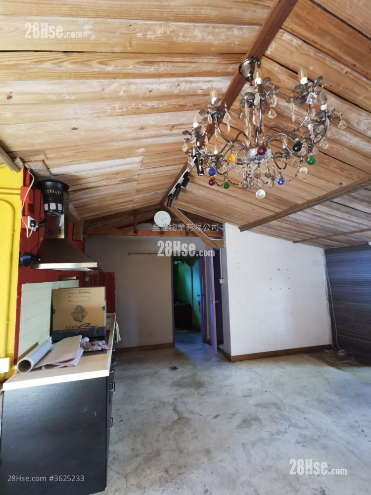 村屋 租盤 4 房 , 2 浴室