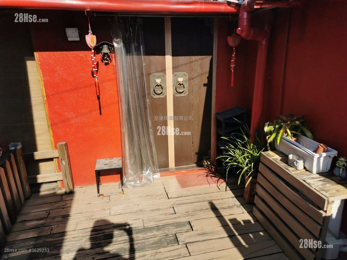 村屋 租盤 4 房 , 2 浴室