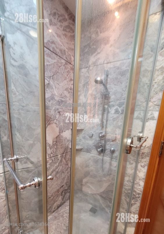 The Arch Rental 1,955 ft²