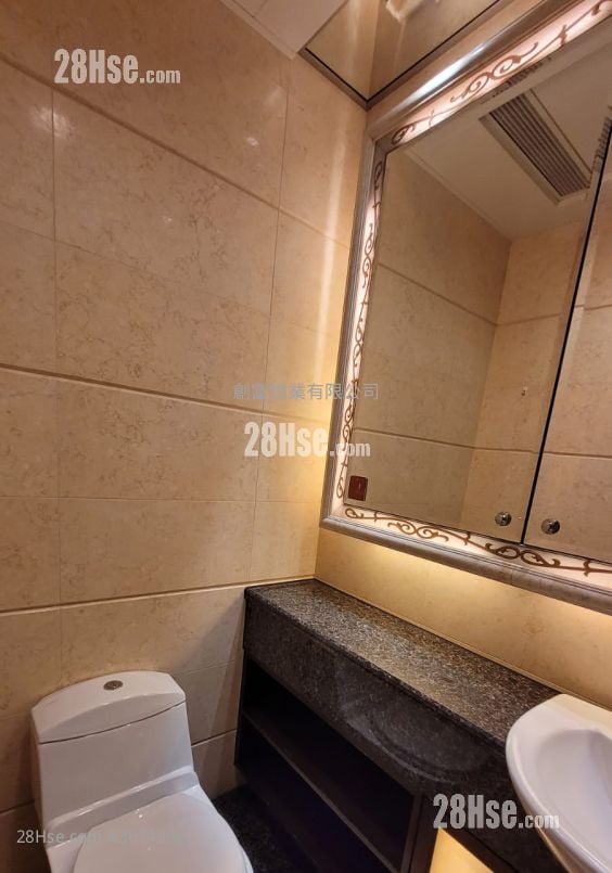 The Arch Rental 1,955 ft²