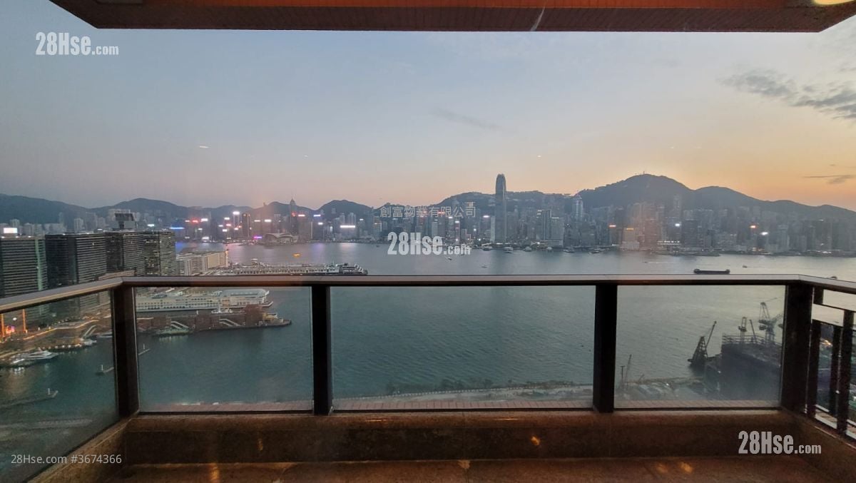 The Arch Rental 1,955 ft²