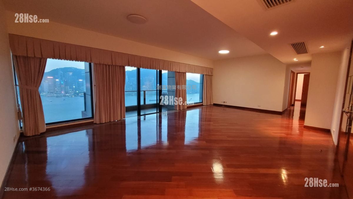 The Arch Rental 1,955 ft²