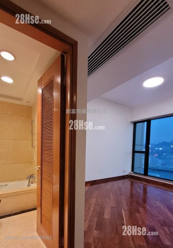 The Arch Rental 1,955 ft²