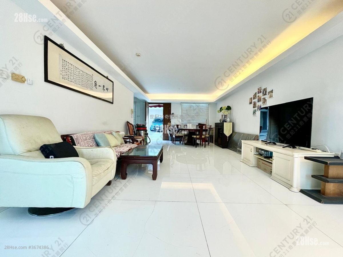 Pik Sha Garden Sell 3 Bedrooms 1,438 ft²