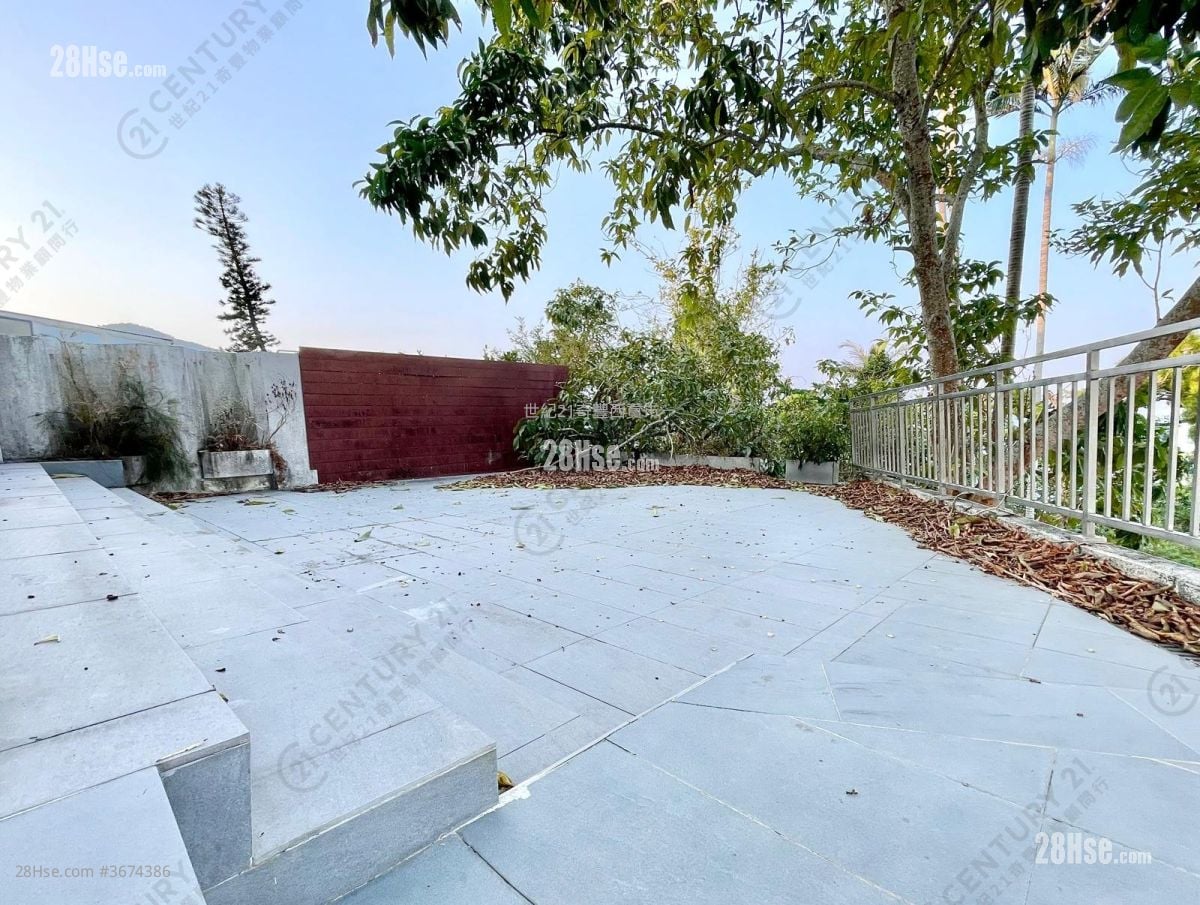 Pik Sha Garden Sell 3 Bedrooms 1,438 ft²