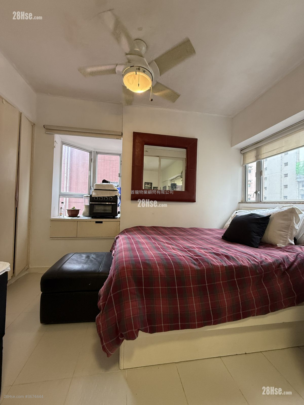 Richland Court Sell 1 Bedroom , 1 Bathroom 262 ft²