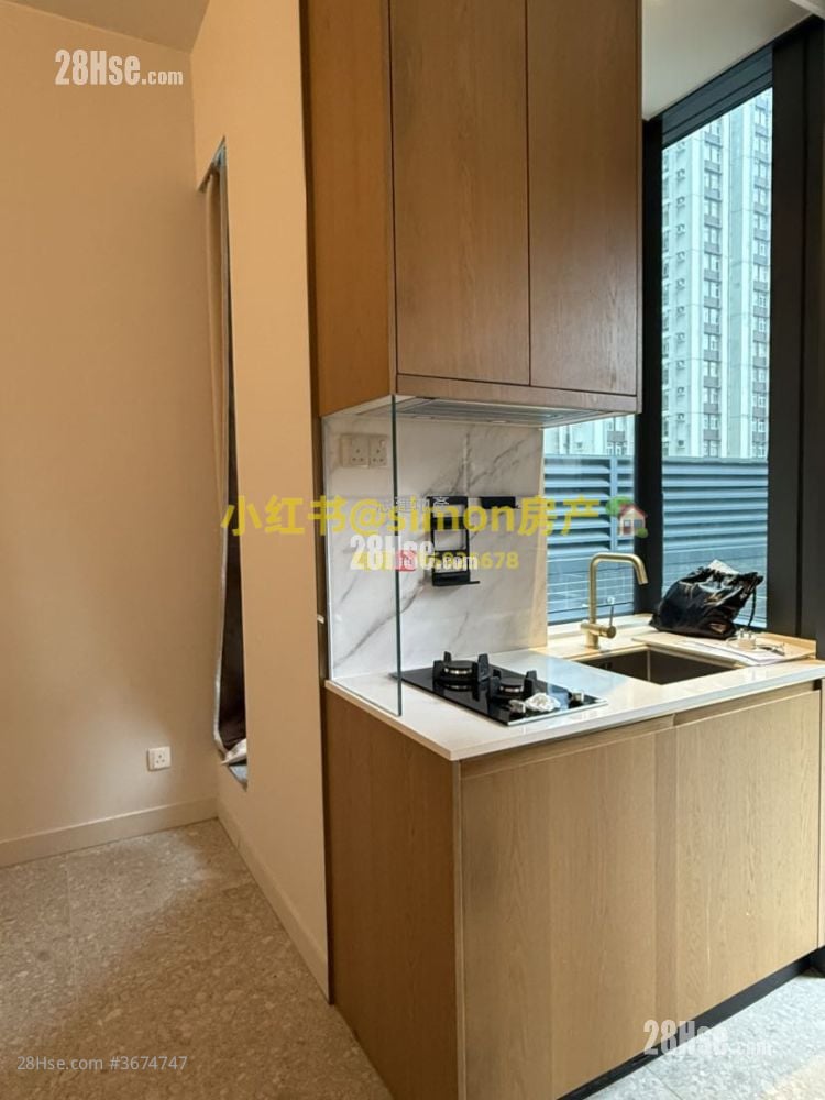 The Holborn Sell Studio , 1 Bathroom 202 ft²