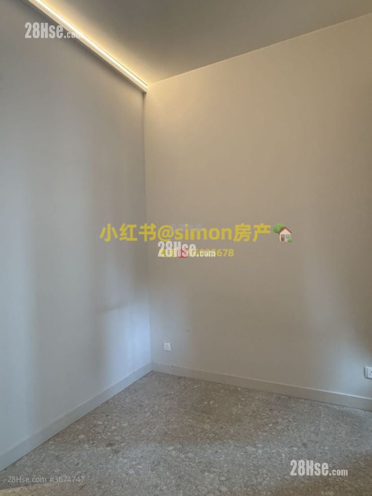 The Holborn Sell Studio , 1 Bathroom 202 ft²