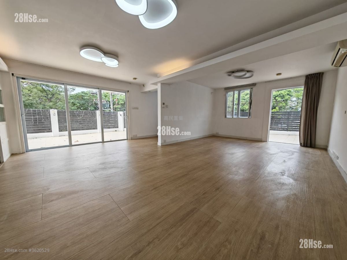 村屋 售盘 4 房 2,100 平方尺