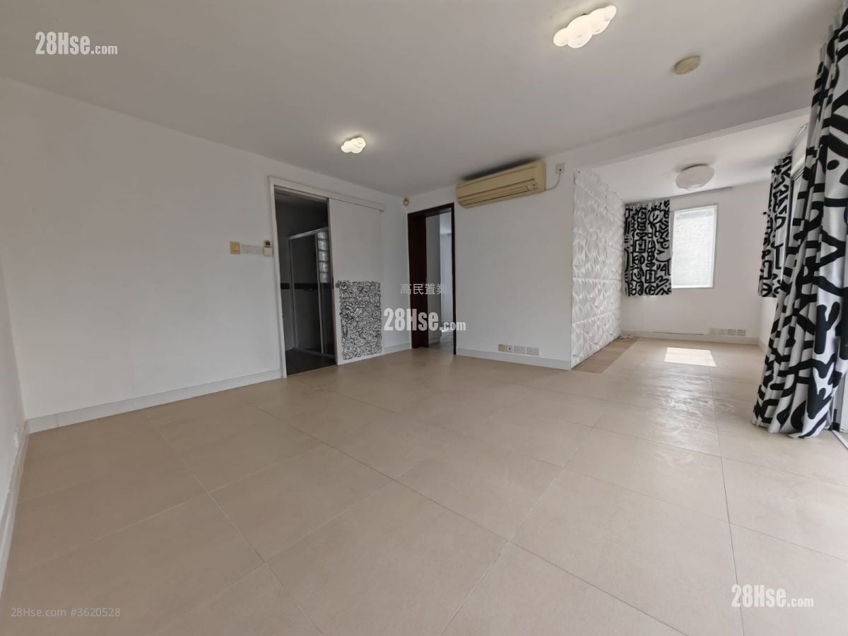 村屋 售盘 4 房 2,100 平方尺