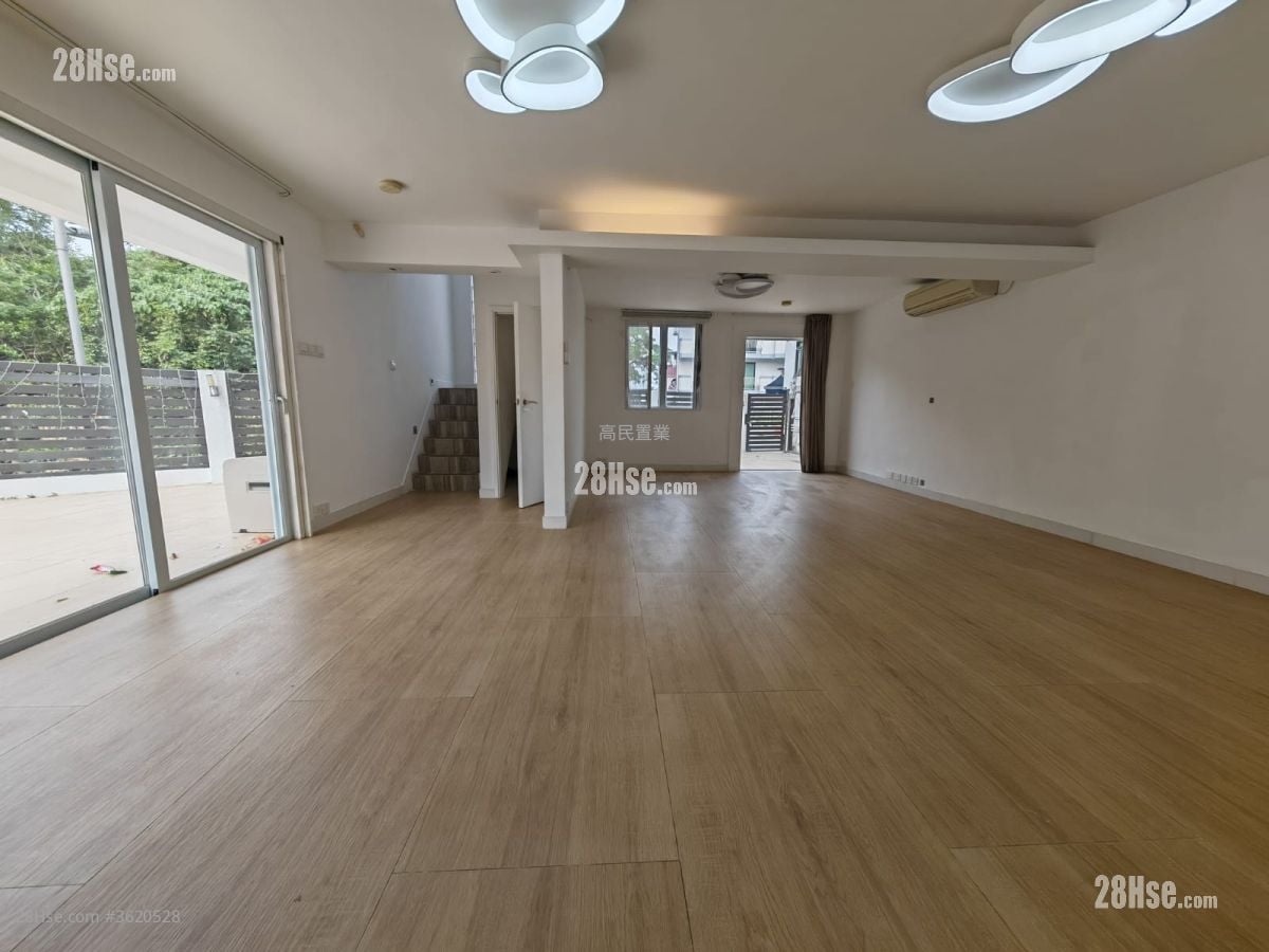 村屋 售盘 4 房 2,100 平方尺