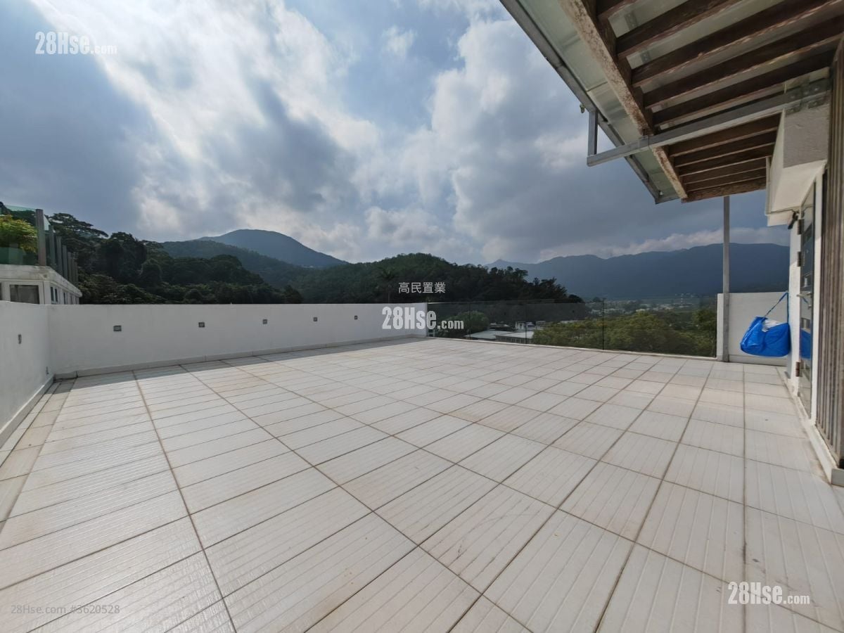 村屋 售盘 4 房 2,100 平方尺