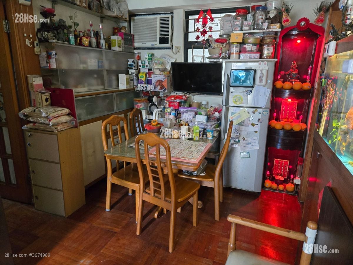 骏发花园 售盘 700 平方尺