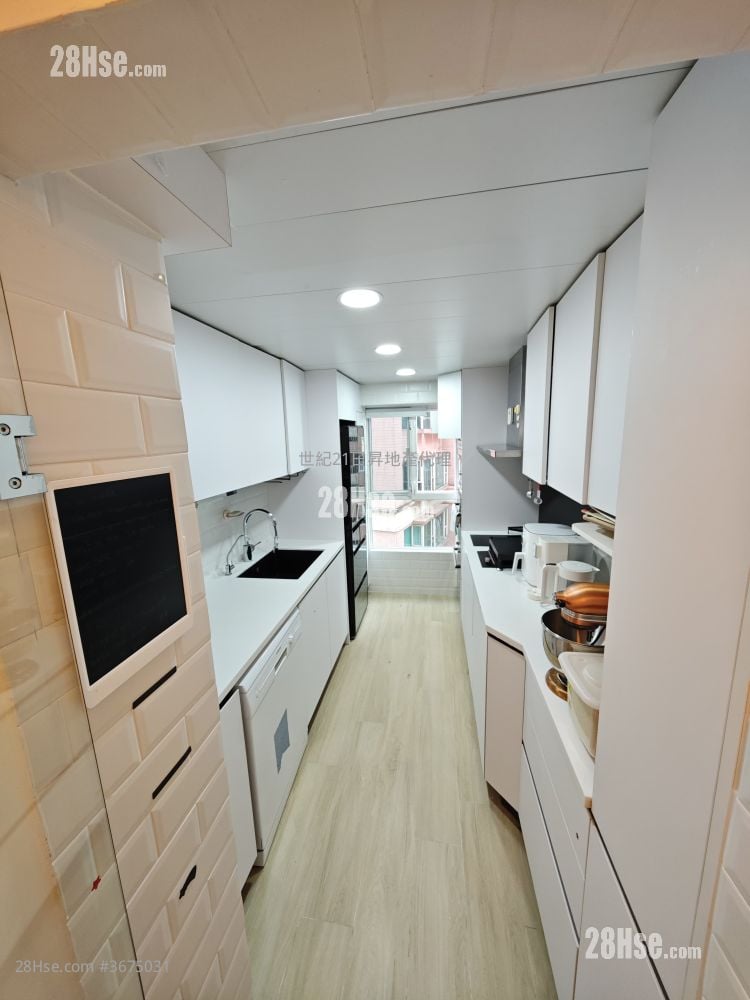 宝马山花园 售盘 4 房 , 2 浴室 845 平方尺