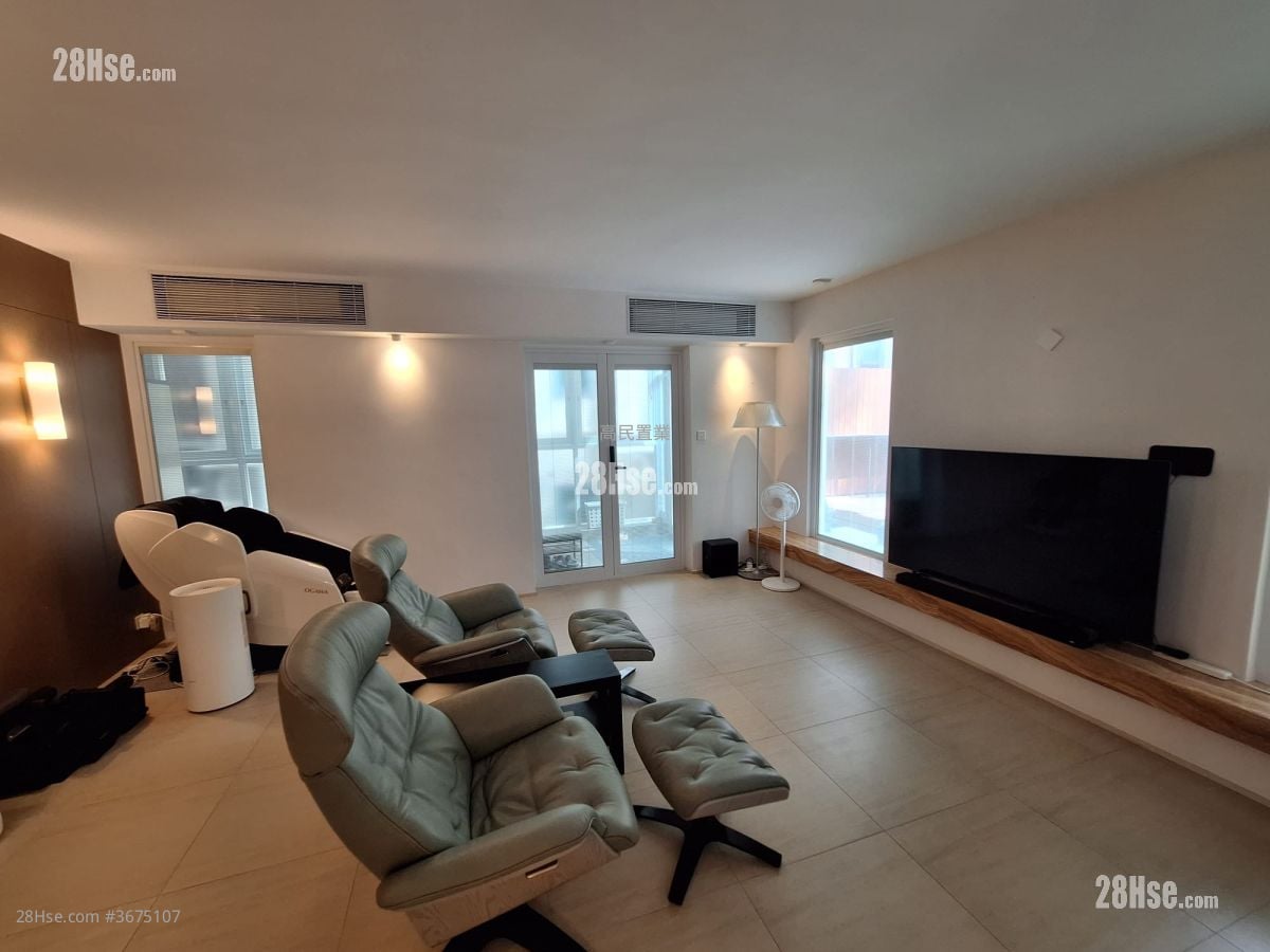 Ho Chung Sell 4 Bedrooms , 3 Bathrooms 2,100 ft²