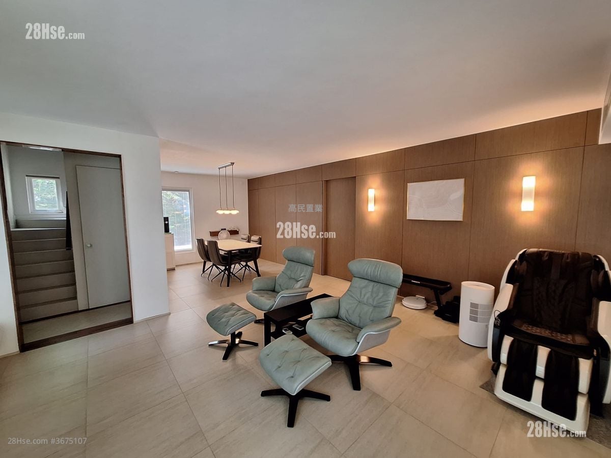 Ho Chung Sell 4 Bedrooms , 3 Bathrooms 2,100 ft²