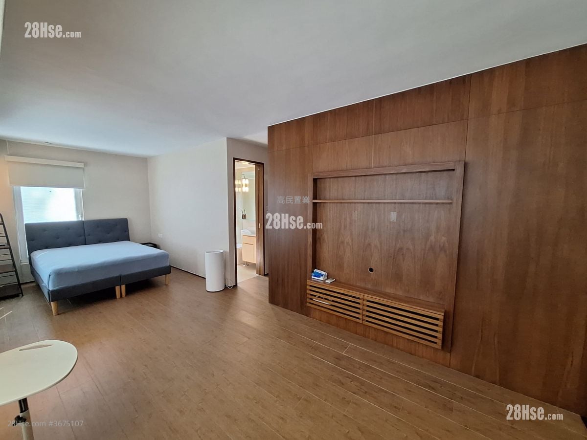 Ho Chung Sell 4 Bedrooms , 3 Bathrooms 2,100 ft²