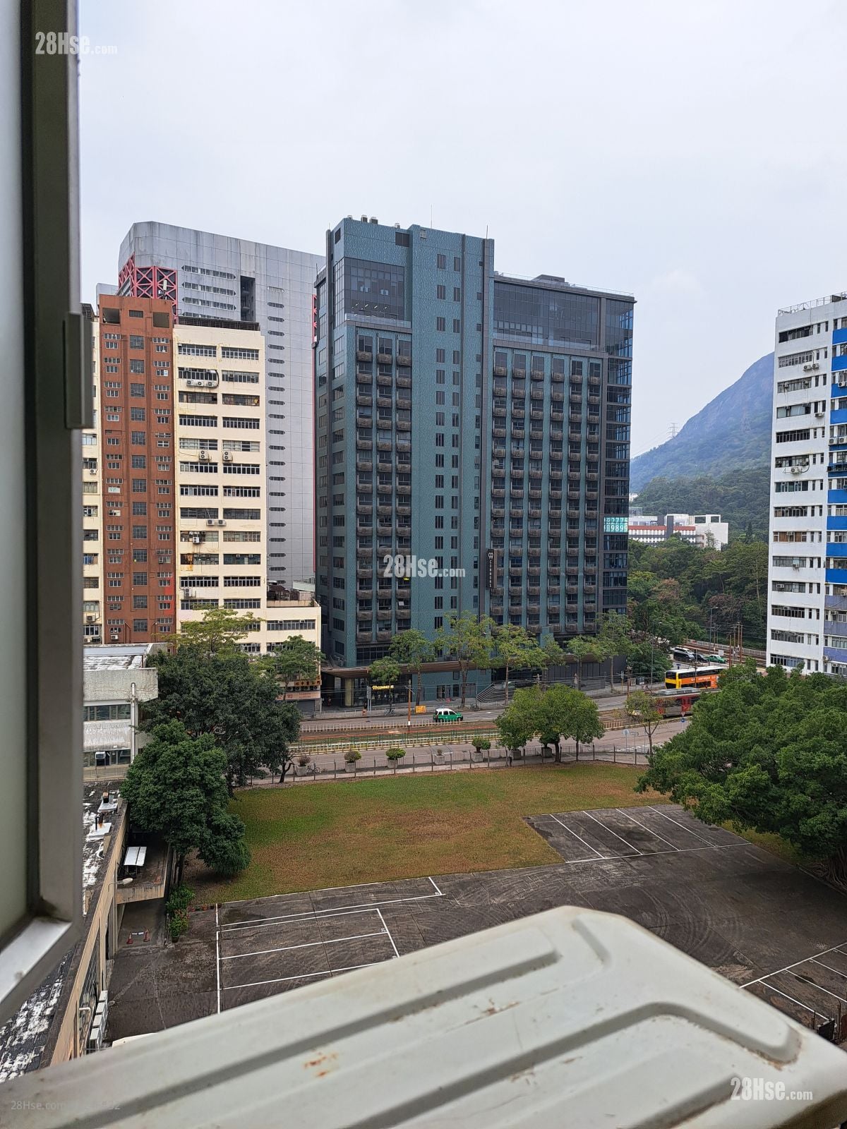 Winfield Industrial Building Rental 220 ft²