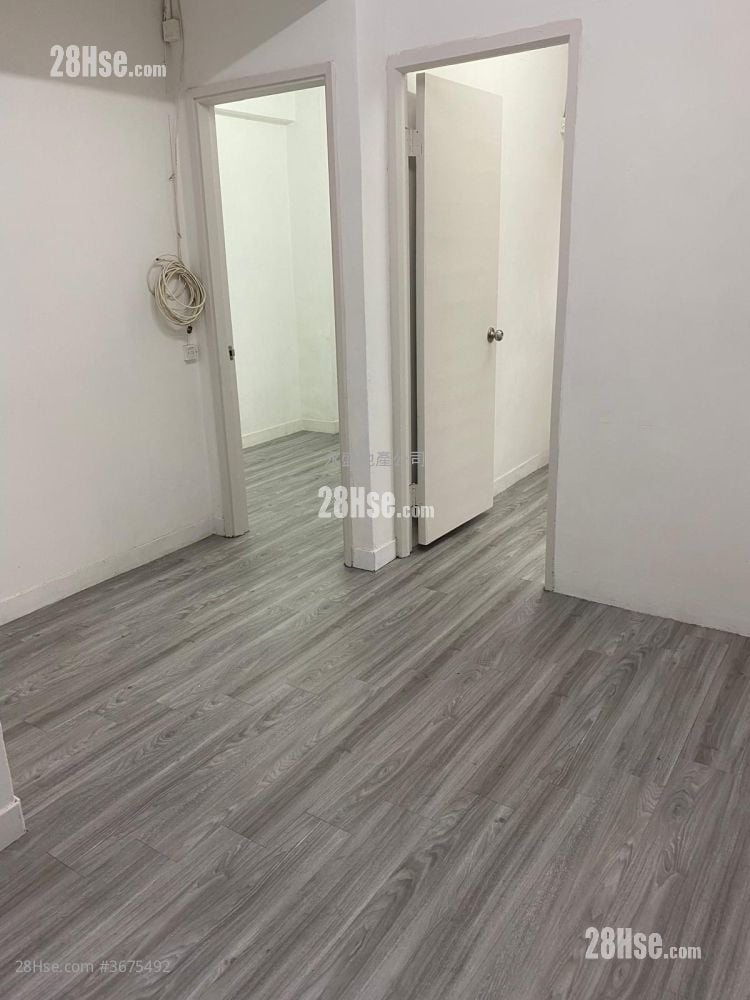 豪华阁 租盘 2 房 , 1 浴室 282 平方尺